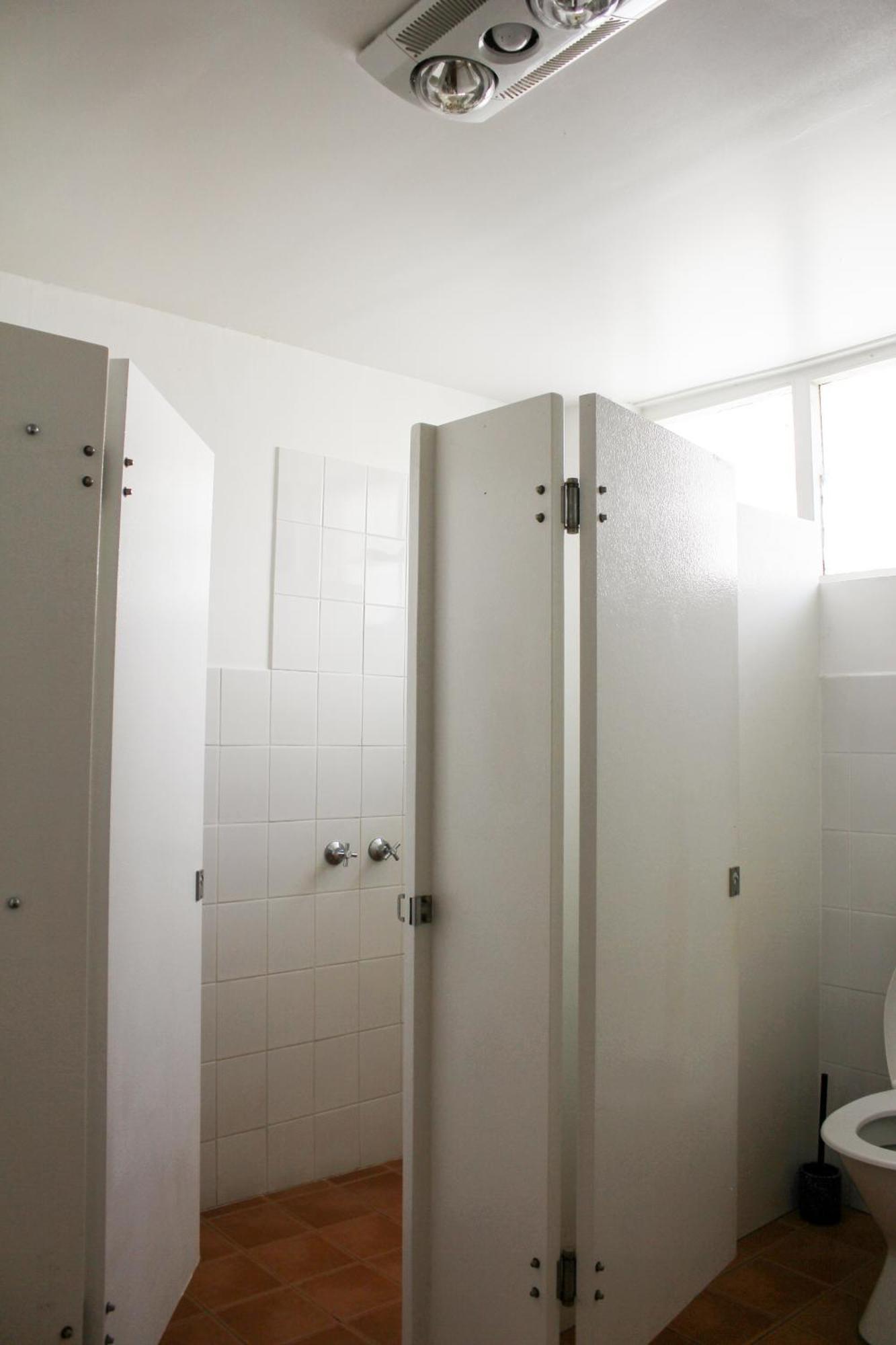 Caledonian Inn Robe Bagian luar foto