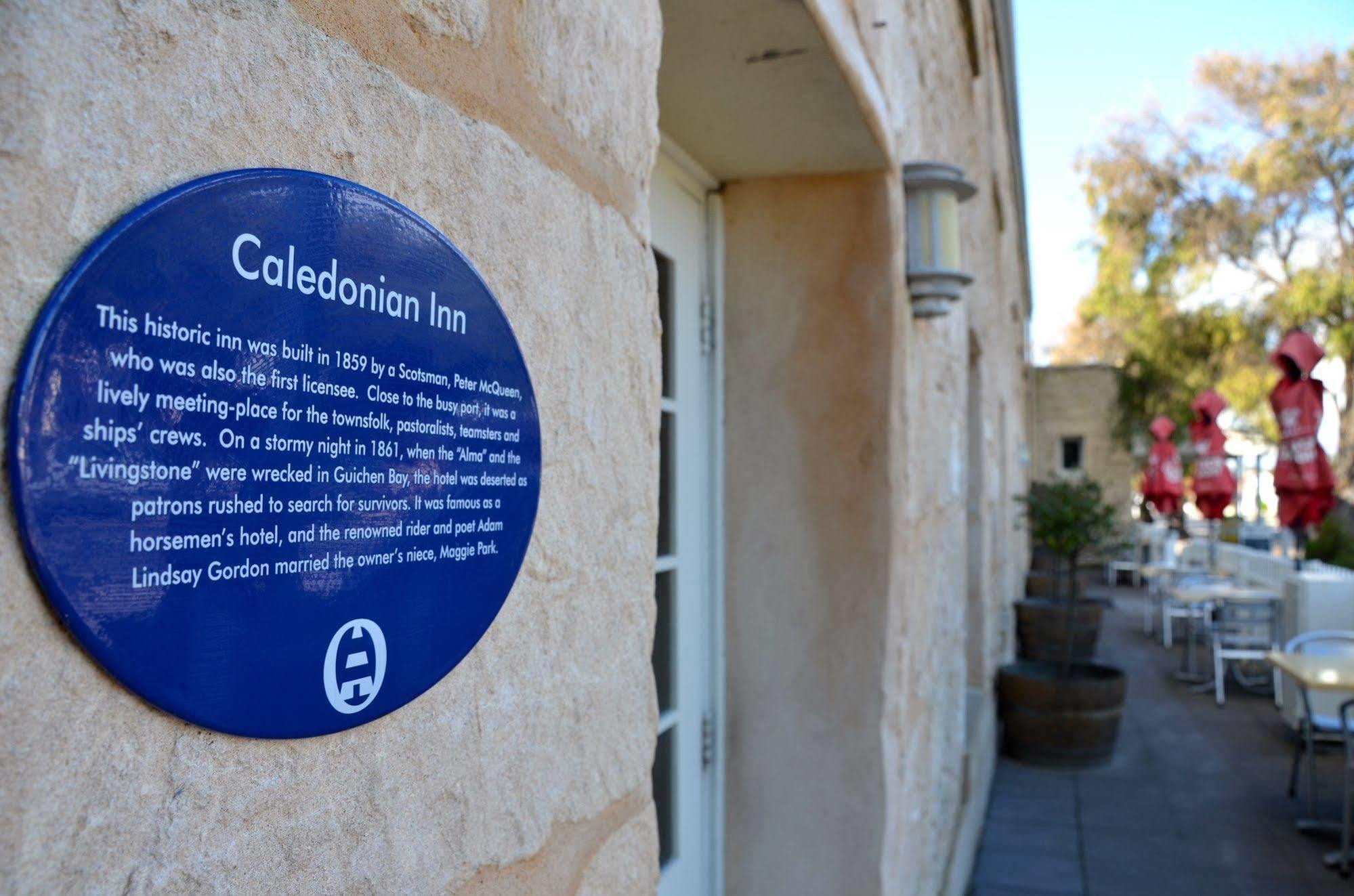 Caledonian Inn Robe Bagian luar foto
