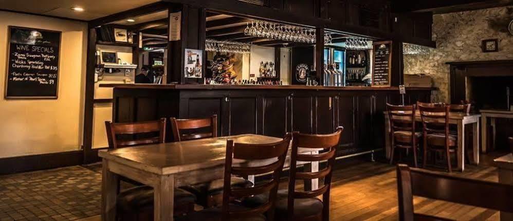 Caledonian Inn Robe Bagian luar foto